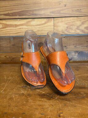 All Leather Born Sandals Size 6
